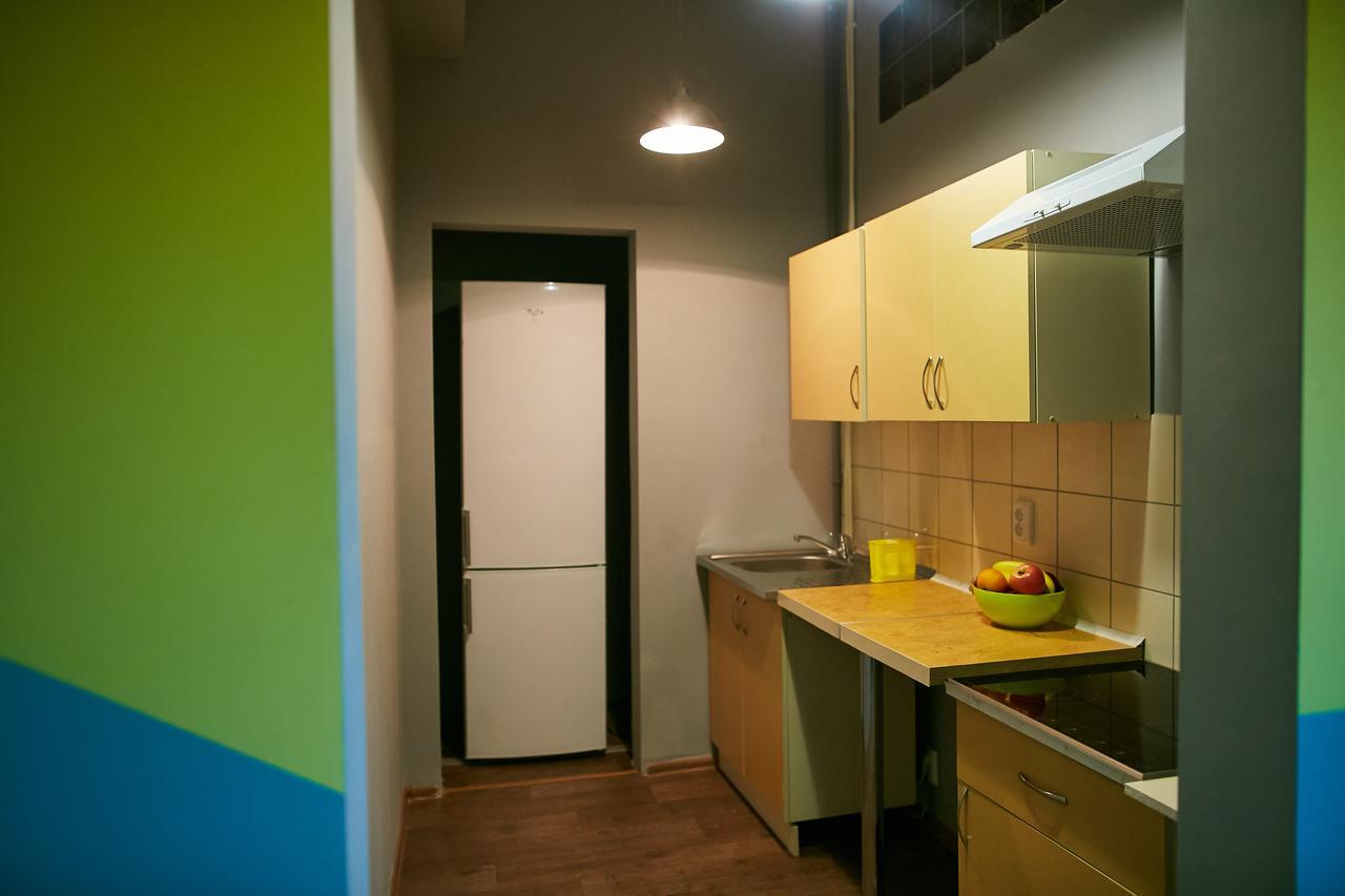 Hello Yellow Hostel Dnipro Extérieur photo